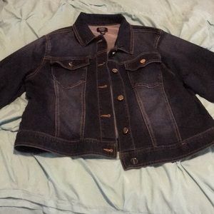Soft, comfy Jean jacket! Never worn!